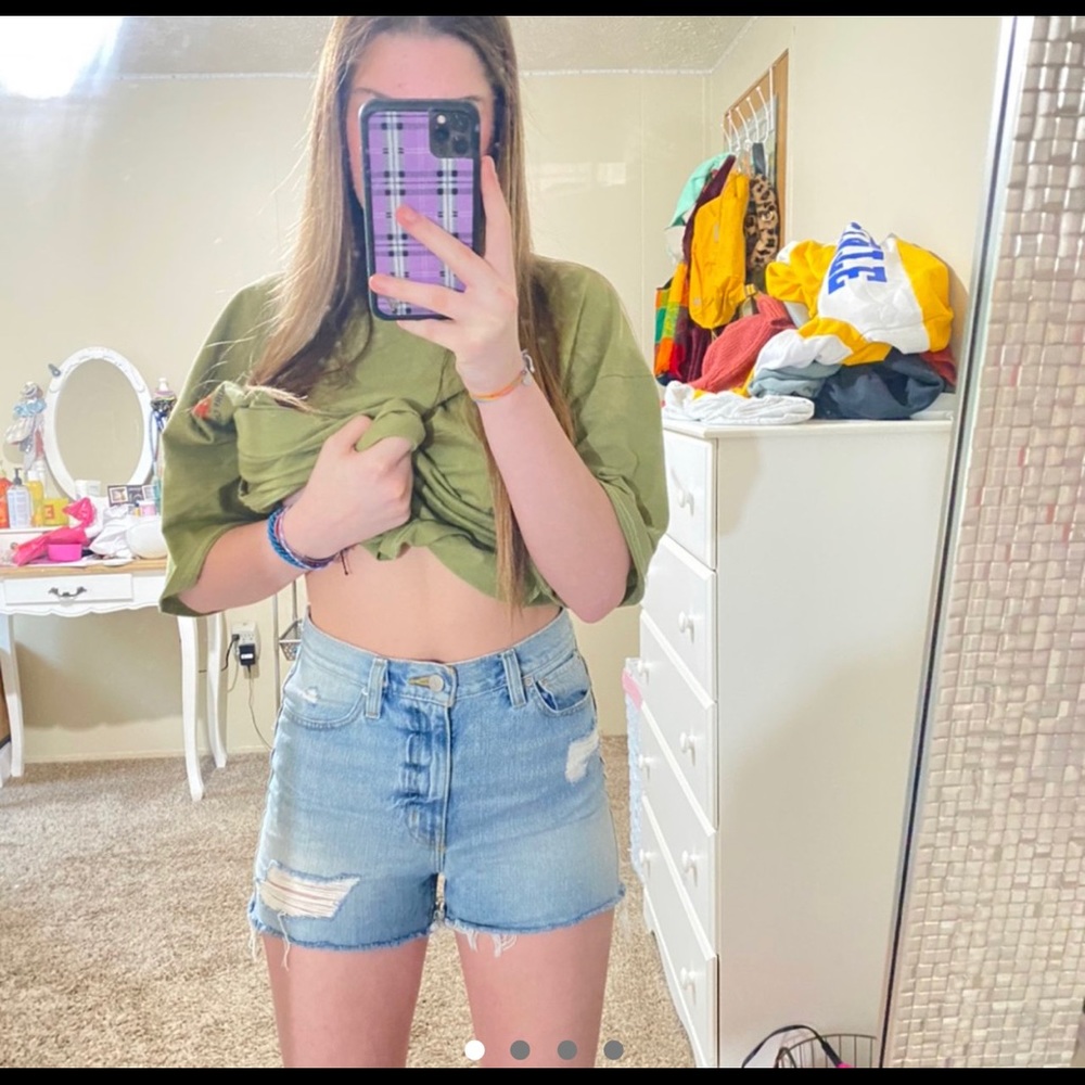BDG URBAN OUTFITTERS GIRLFRIEND SHORTS !